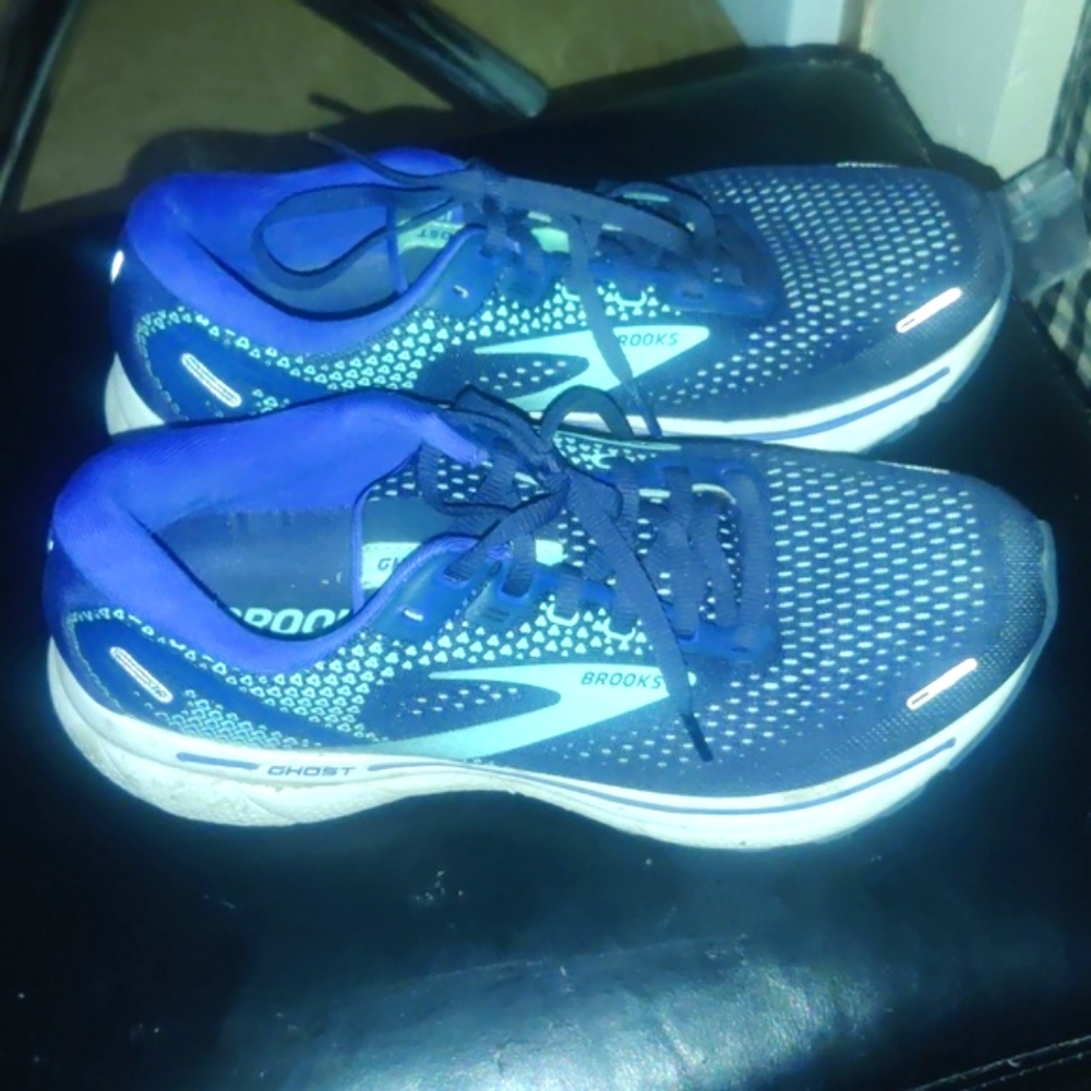 Brooks Ghost 14 Women's training shoes Size 9